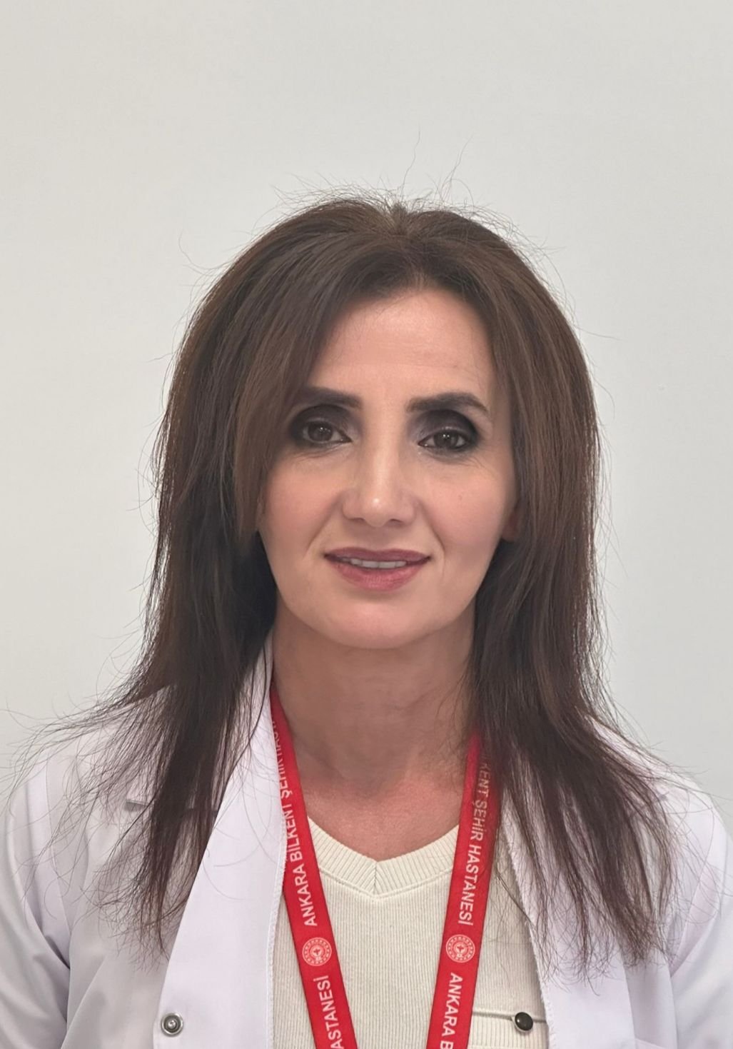 Hemşire Emine ÖZYURT